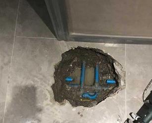 厦门阳台漏水维修公司分享下暖气管道漏水的原因有哪些